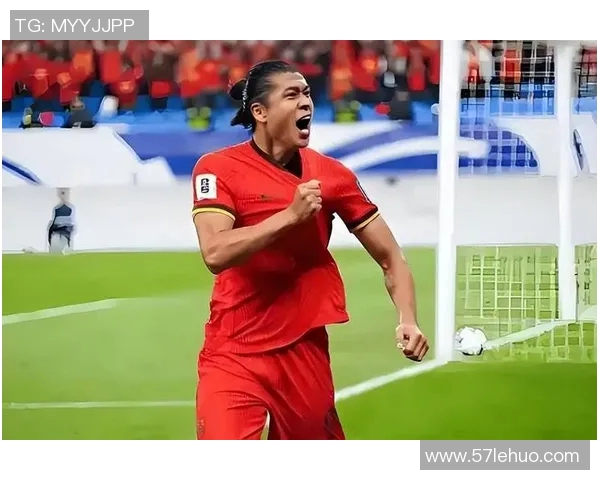 足球明星挑眉瞬间大揭秘引发球迷热议与欢笑的精彩视频合集